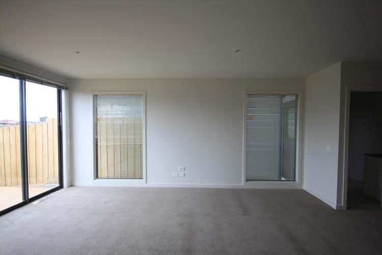 Fourth view of Homely townhouse listing, 5 Jumbuck Circuit, Carrum Downs VIC 3201
