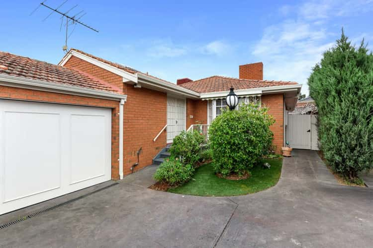 Main view of Homely unit listing, 2/10 Mangan Street, Balwyn VIC 3103