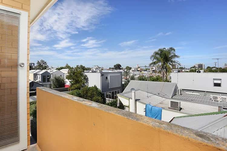 Third view of Homely apartment listing, 10/142 Clark Street, Port Melbourne VIC 3207