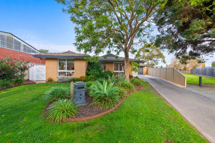 8 Julie Court, Sale VIC 3850