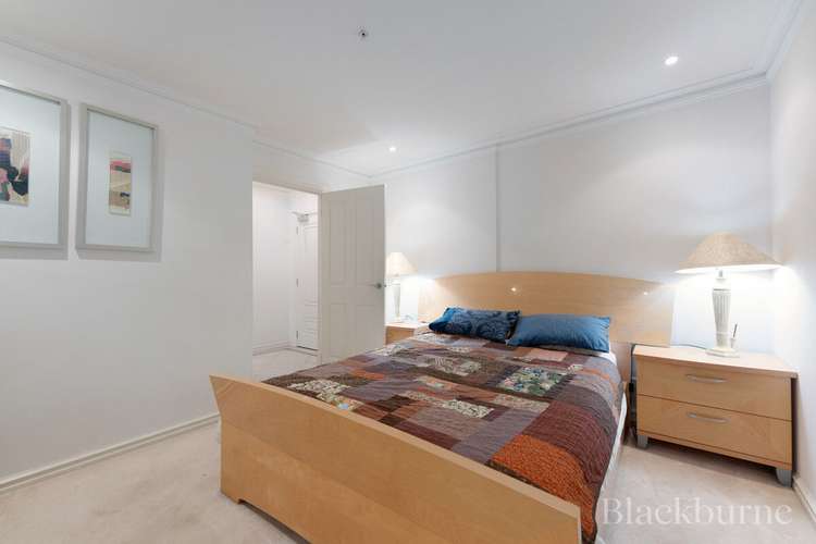 Fifth view of Homely apartment listing, V708/9 Victoria Avenue, Perth WA 6000