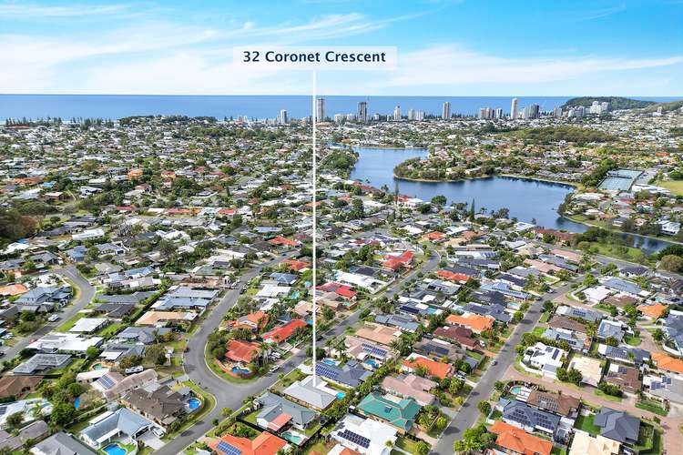 32 Coronet Crescent, Burleigh Waters QLD 4220