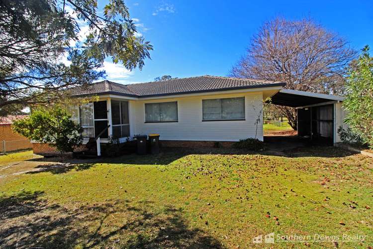 6 Batterham Street, Warwick QLD 4370