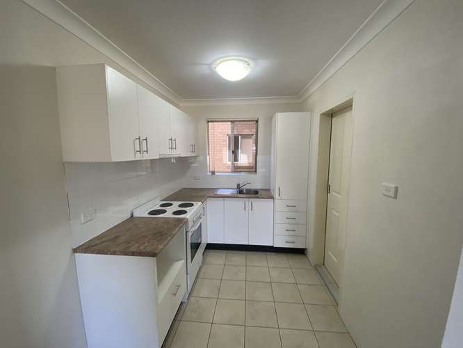 Third view of Homely apartment listing, 2/6 Albion Street, Goulburn NSW 2580
