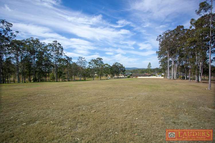 30 Country Club Drive, Wingham NSW 2429