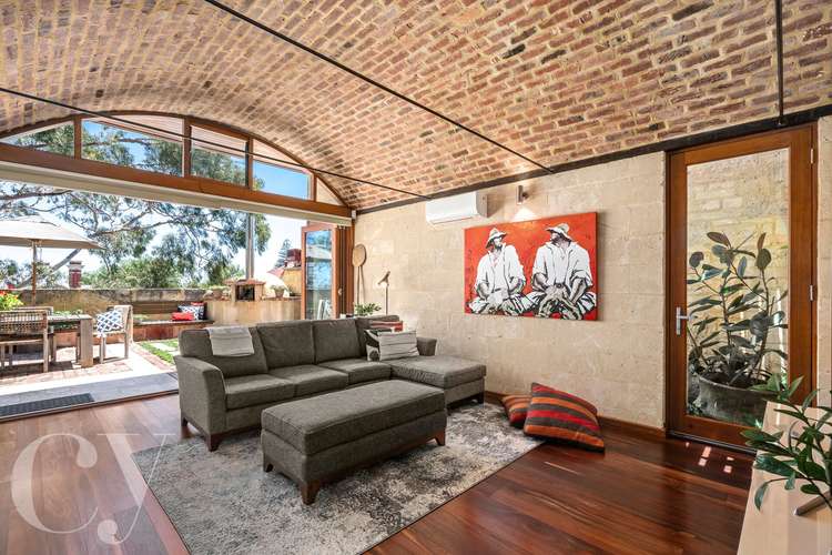 8 Ameling Rise, Fremantle WA 6160