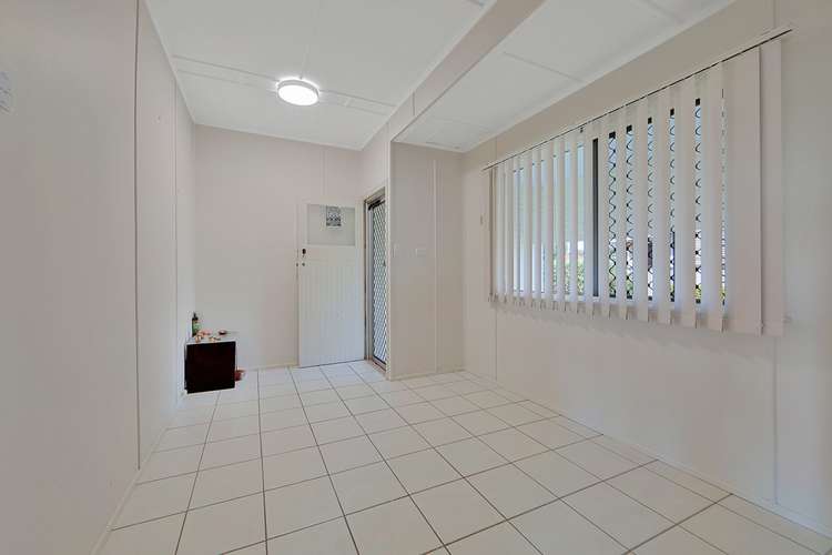 Fourth view of Homely semiDetached listing, 2 Spence Street, Svensson Heights QLD 4670