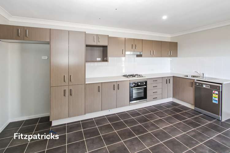 Main view of Homely unit listing, 2/16 Turramia Crescent, Gobbagombalin NSW 2650