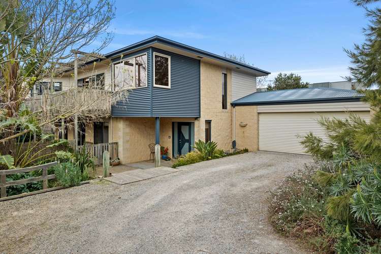 10 Ocean View Crescent, Torquay VIC 3228