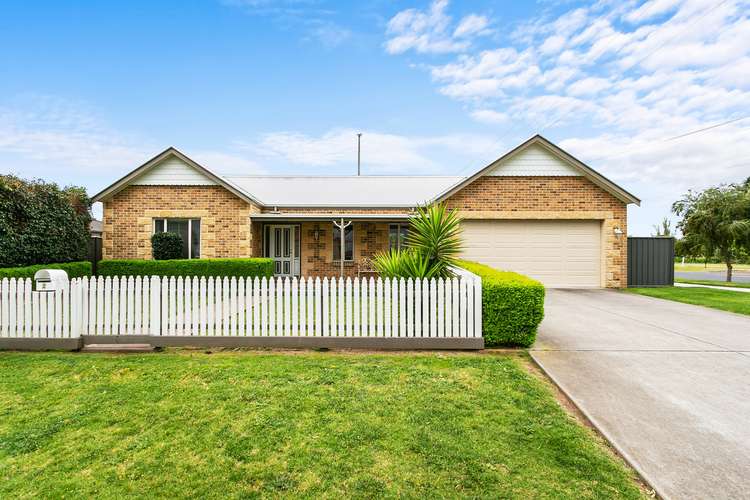 Main view of Homely house listing, 2 Brolga Place, Sale VIC 3850
