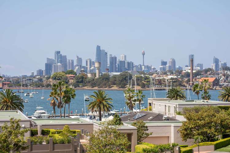 Main view of Homely apartment listing, 4/1 Le Vesinet Drive, Hunters Hill NSW 2110