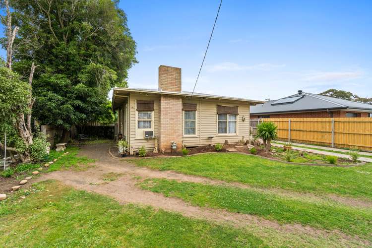 16 Cherry Place, Sale VIC 3850