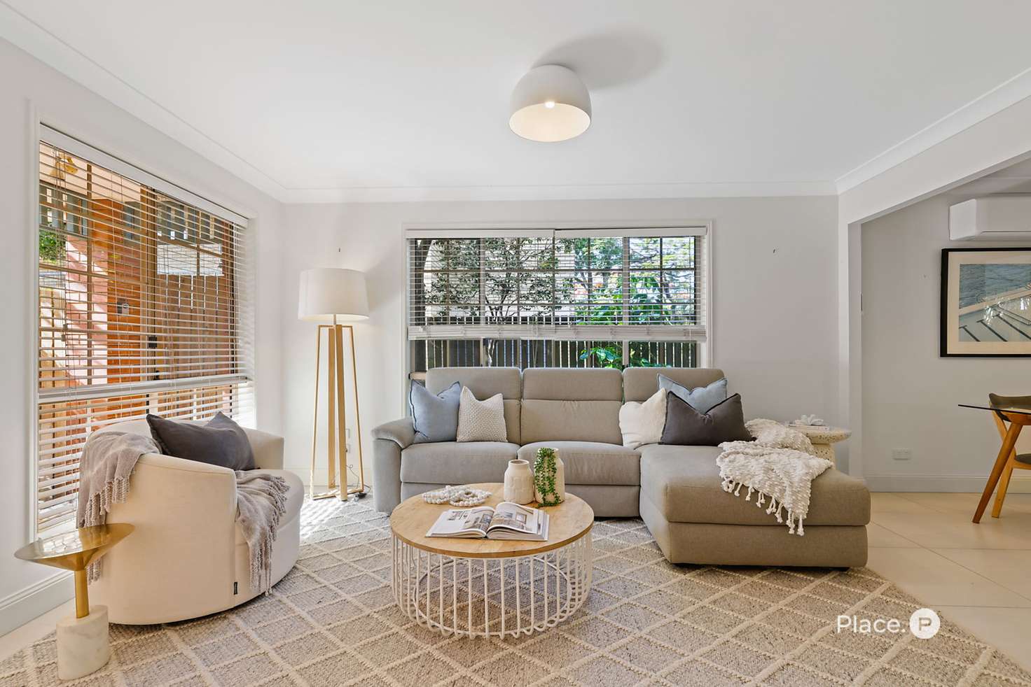 Main view of Homely townhouse listing, 2/405 Hawthorne Road, Bulimba QLD 4171