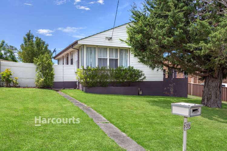 Main view of Homely house listing, 33 Illabunda Crescent, Koonawarra NSW 2530