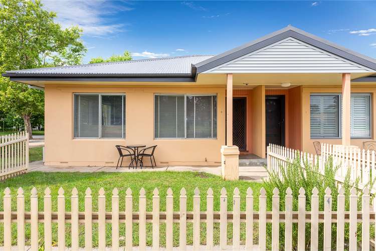 Main view of Homely unit listing, 2/441 Perry Street, Albury NSW 2640