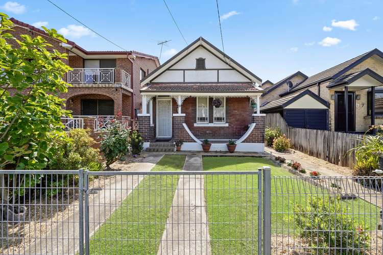 9 Lennartz Street, Croydon Park NSW 2133