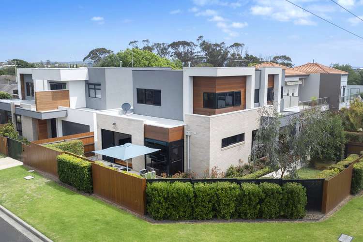 Main view of Homely townhouse listing, 7 Marine Avenue, Mornington VIC 3931