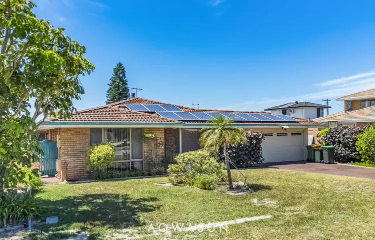 9 Tropicana Way