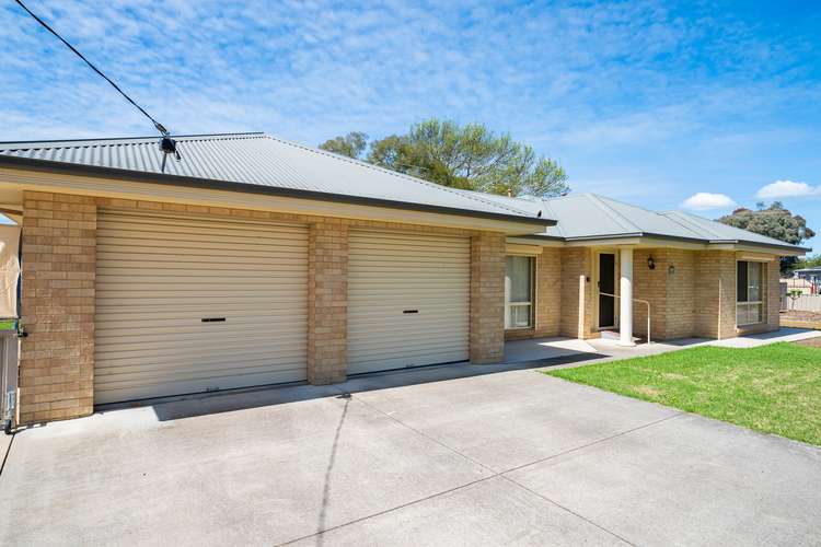 27 Barkly Street, Chiltern VIC 3683