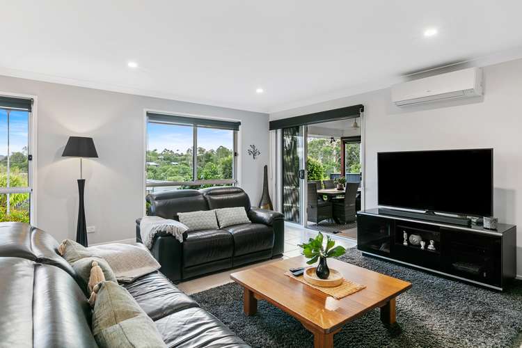 Fifth view of Homely semiDetached listing, 1/11 Horizon Way, Woombye QLD 4559