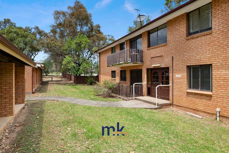 2/17-25 Rudd Road, Leumeah NSW 2560