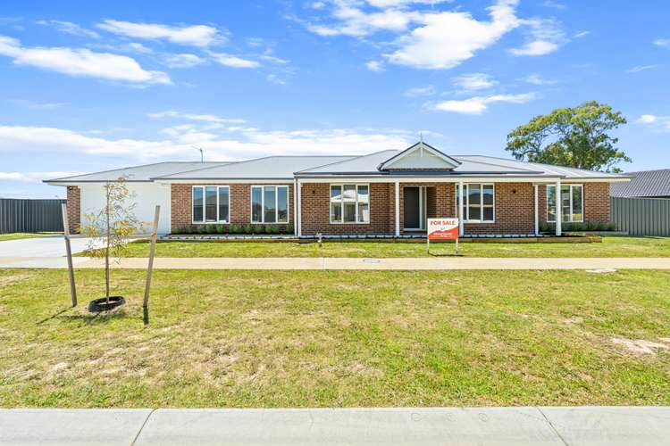 20 Warnock Way, Stratford VIC 3862