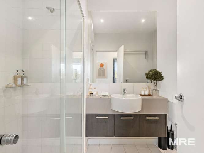 Fourth view of Homely apartment listing, 1/1 Barries Place, Clifton Hill VIC 3068