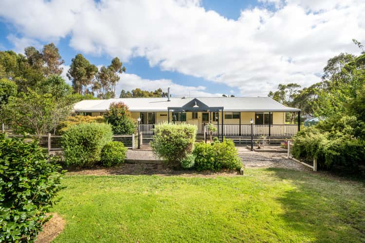 111 Barker Street, Teesdale VIC 3328