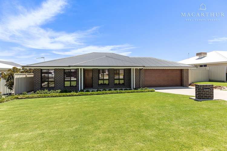 4 Nellywanna Street, Gobbagombalin NSW 2650