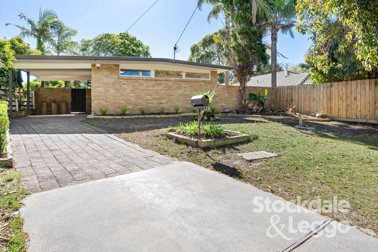 128 Foam Street, Rosebud VIC 3939