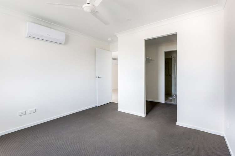 Fifth view of Homely unit listing, 1/11 McInnes Crescent, Glenvale QLD 4350