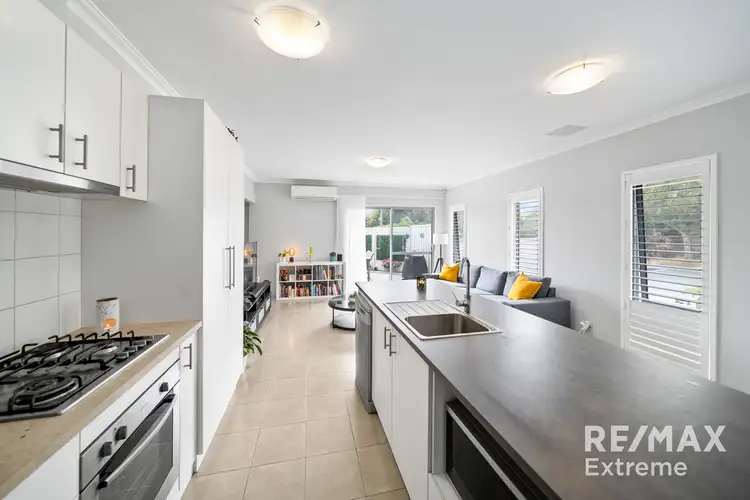 Seventh view of Homely house listing, 8/15 Titian Way, Tapping WA 6065