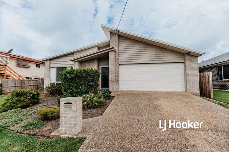 Main view of Homely house listing, 3 Martins Court, Qunaba QLD 4670
