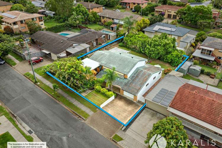 Second view of Homely house listing, 15 Le Grand Street, Macgregor QLD 4109