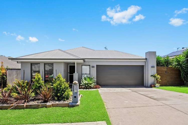 5 Yarralumla Parade, Thrumster NSW 2444