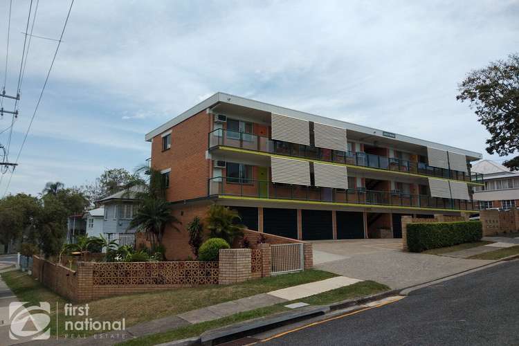 Main view of Homely flat listing, 4/2 Wooloowin Avenue, Wooloowin QLD 4030
