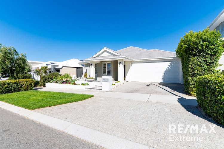 Main view of Homely house listing, 6 Midsummer Avenue, Jindalee WA 6036