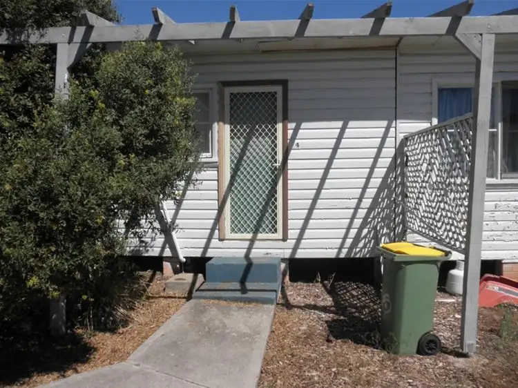 13-15 Wentworth Street