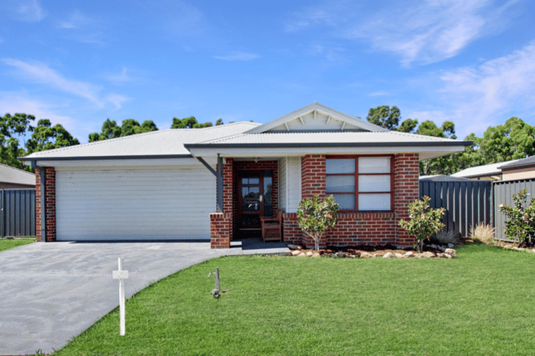 Main view of Homely house listing, 10 Rowley Close, Rosedale VIC 3847