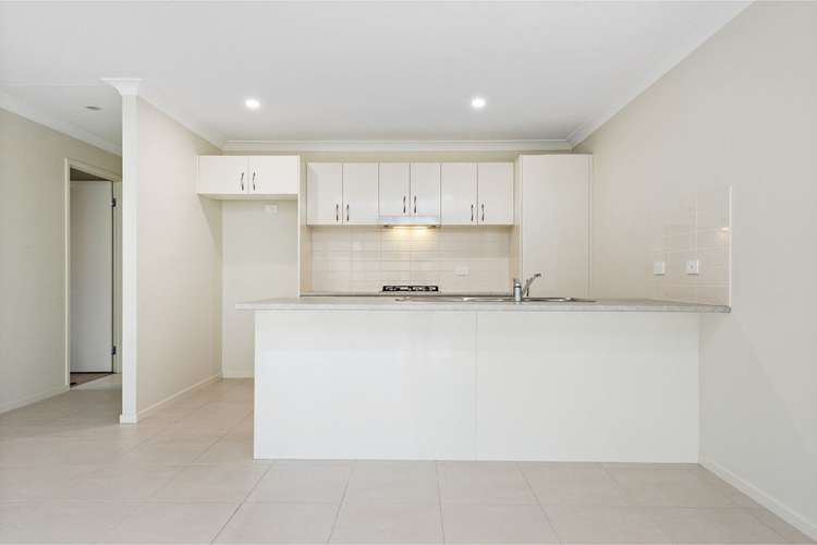 Second view of Homely villa listing, 3/6 Cameron Street, Jesmond NSW 2299