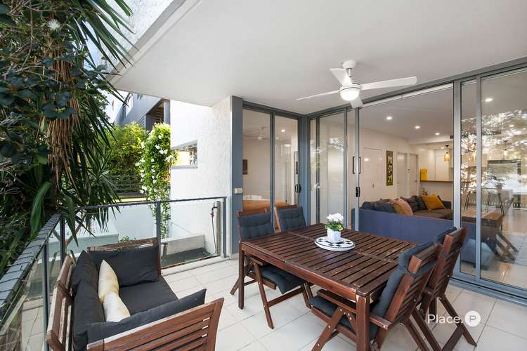 Main view of Homely unit listing, 209/8 Dickens Street, Spring Hill QLD 4000