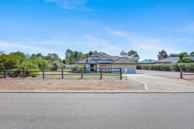 32 Bruns Drive, Darling Downs WA 6122