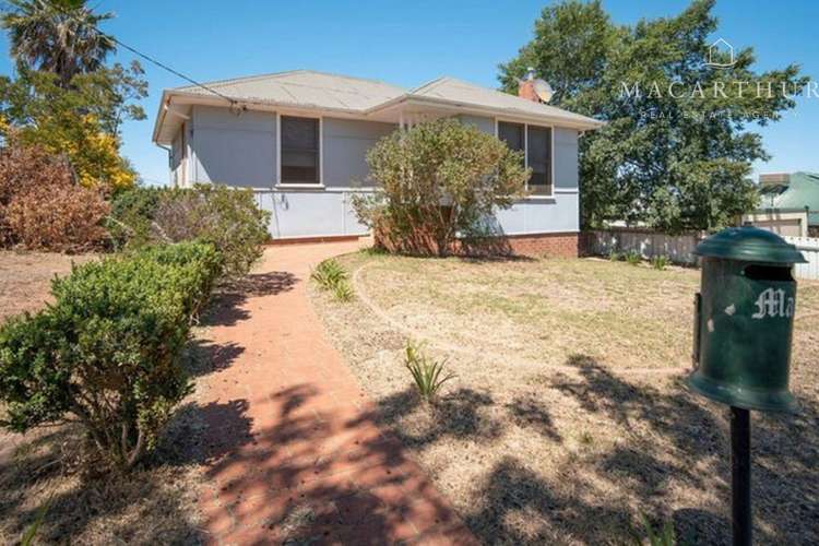 Main view of Homely house listing, 20 Fernleigh Road, Mount Austin NSW 2650