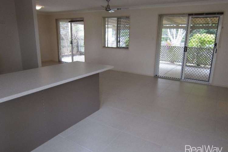 Fifth view of Homely house listing, 21 Oregon Close, Yamanto QLD 4305
