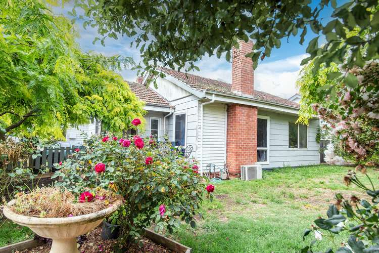 Main view of Homely house listing, 1/89 Ballarat Road, Hamilton VIC 3300
