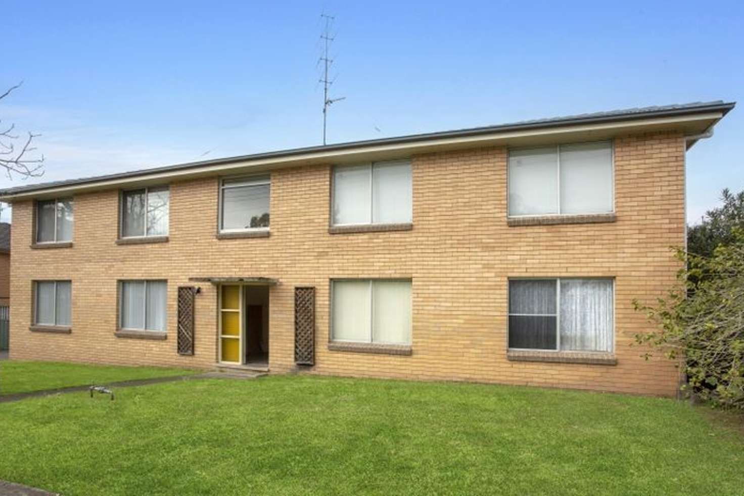 Main view of Homely unit listing, 3/1 Denison Street, Barrack Heights NSW 2528