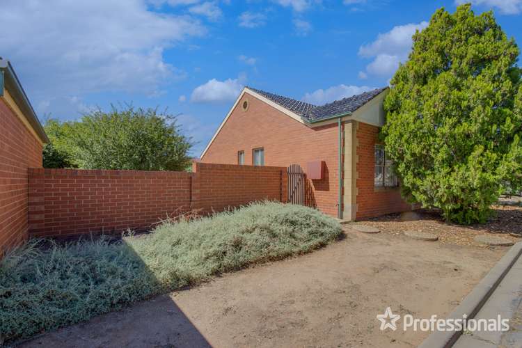 Main view of Homely unit listing, 2/76 Brookong Avenue, Wagga Wagga NSW 2650