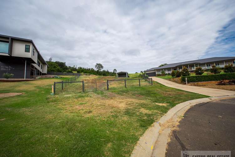 11 Bottle Tree Court, Withcott QLD 4352