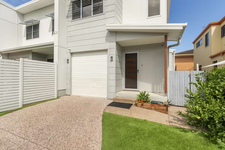 Second view of Homely townhouse listing, 3/8 Bright Avenue, Labrador QLD 4215
