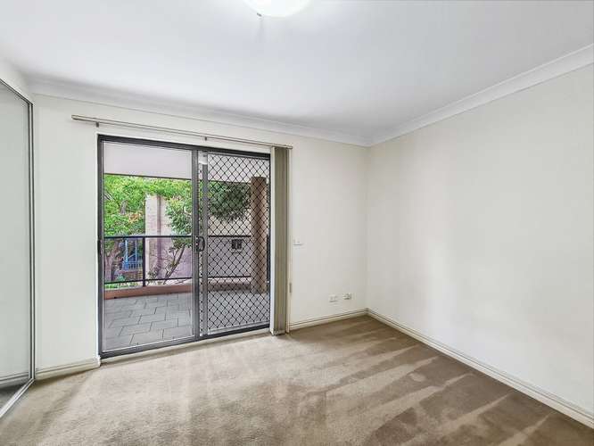 Fifth view of Homely apartment listing, 4/16-18 Priddle Street, Westmead NSW 2145